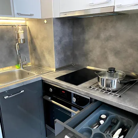 公寓 Mountain View Magenta White *