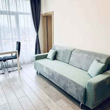 דירה Mountain View Magenta White