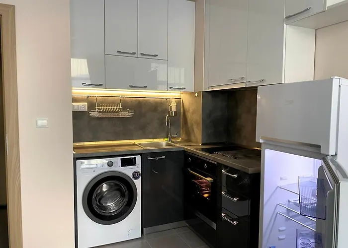 Mountain View Magenta White Апартаменты *