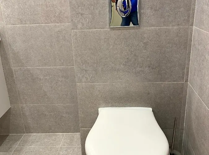 Mountain View Magenta White Апартаменты